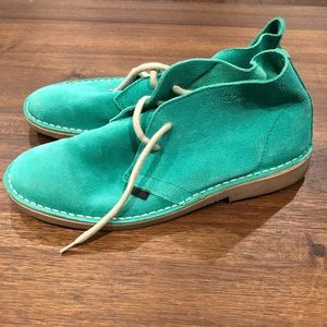 Green Ben Sherman Chukka boots
